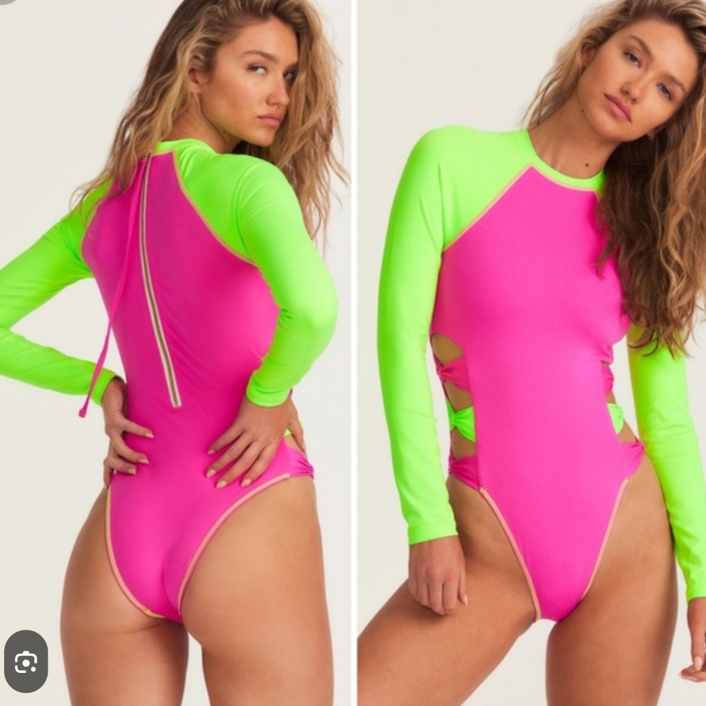 **HP 05/06 **🎊🎉🎈✨️🎈🎉🎊 LoveShackFancy x Hurley Cheeky Surf Suit